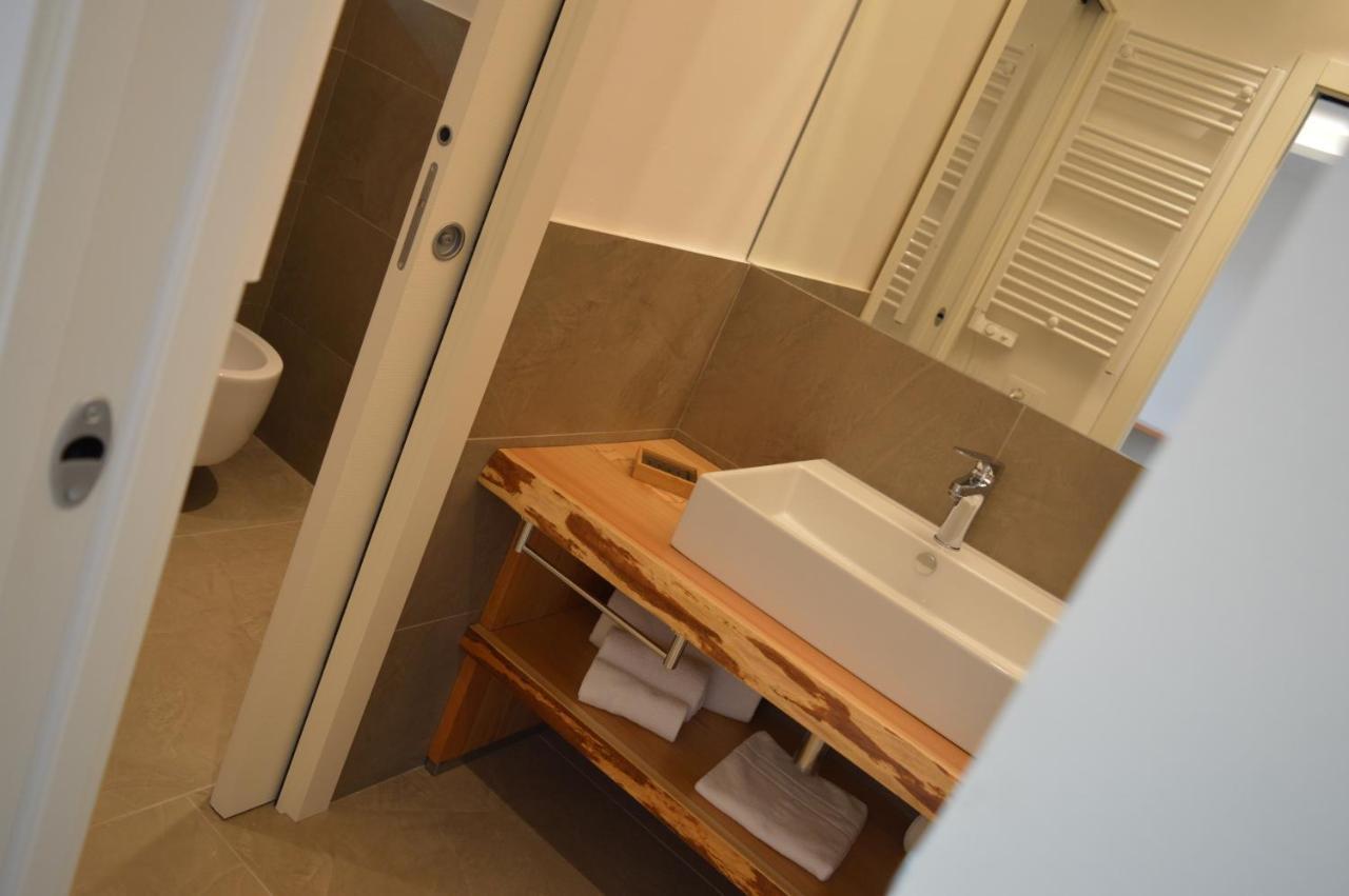 Agriturismo Terre Di Ginepro บอร์เกตโตดิวารา ภายนอก รูปภาพ