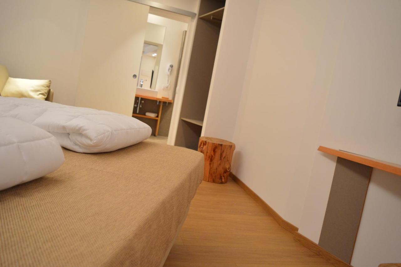 Agriturismo Terre Di Ginepro บอร์เกตโตดิวารา ภายนอก รูปภาพ