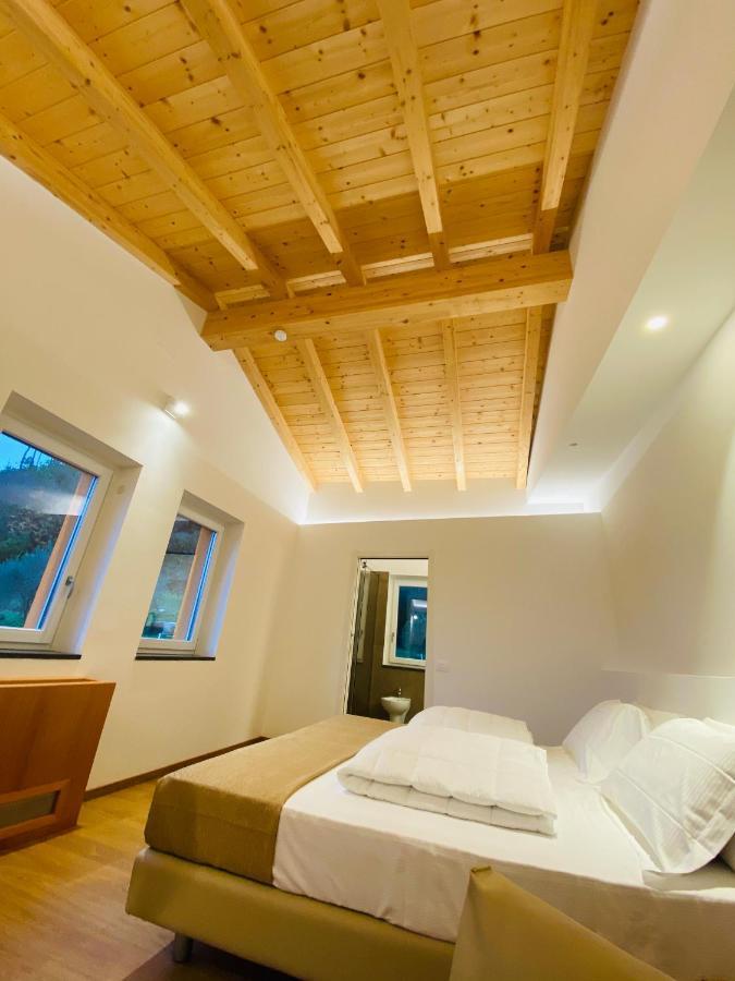 Agriturismo Terre Di Ginepro บอร์เกตโตดิวารา ภายนอก รูปภาพ