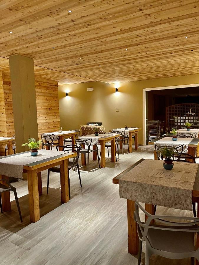 Agriturismo Terre Di Ginepro บอร์เกตโตดิวารา ภายนอก รูปภาพ